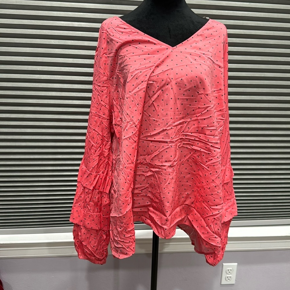 Polka dots blouse